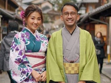 Pergi ke Pasar Naik Motor Sendiri, Sarwendah Santai Cuma Pakai Daster