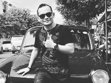 Bahas Soal Isu LGBT, Mbah Mijan Isyaratkan Dorce Gamalama Menyesal