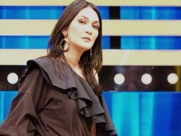 Foto Bareng Chris Hemsworth, Luna Maya Jadi Gemetar