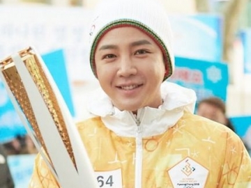 Jadi Pembawa Obor Olimpiade Pyeongchang, Ini Selfie Jang Geun Suk 