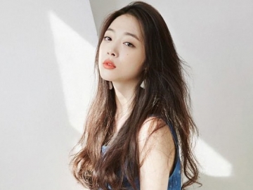 Pamer Kemampuan Menari Lewat Video Ini, Fans Minta Sulli Lakukan Debut Solo