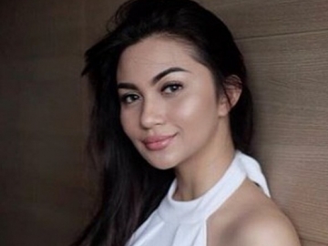 Pakai Baju Ketat, Bagian Tubuh Atas Ariel Tatum Ini Bikin Netter Gagal Fokus