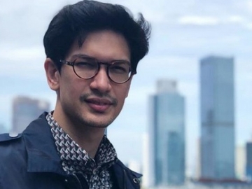 Pose Bareng Bayi dengan Gaya Seperti Ini, Dimas Beck Jadi Bahan Guyonan Fans