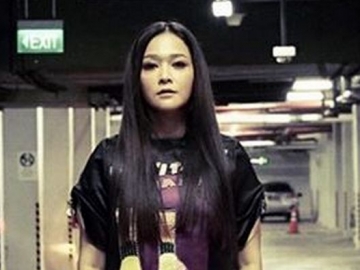 Ada Patung Botak di Rumahnya, Netter Ramai-Ramai Goda Maia Estianty