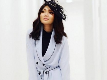 Rina Nose Tampil dengan Rambut Panjang dan Baju Ini, Netter: Kaya Hantu