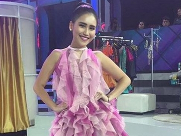 Penggemar Heboh Lihat Foto Ayu Ting Ting Bersama Didi Riyadi, Cocok?