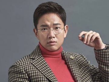 Bikin Netter Ngakak, Penyiar JTBC Ini Beri Reaksi Kocak Saat Disebut Mirip V BTS