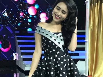 Heboh 'Dilan 1990', Ayu Ting Ting Mengaku Miliki Kisah yang Sama dengan Dilan Milea