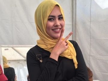Pasca Putuskan Berhijab, Kartika Putri Hapus Foto 'Jadul'