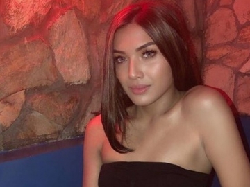 Beredar Foto Millendaru Dicium Lelaki, Netter Geger