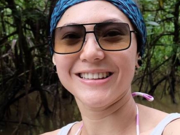 Dikenal Tomboy, Penampilan Terbaru Poppy Sovia Ini Buat Netter Panas Dingin