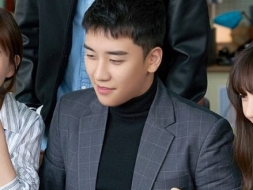 YG Entertainment Rilis Foto Sitkom Baru Seungri Big Bang
