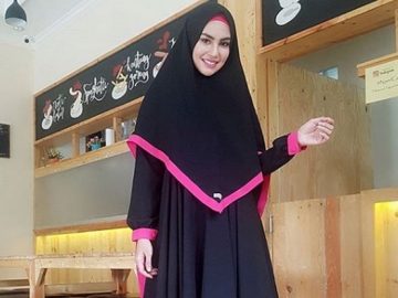 Dihina Pasca Berhijab, Begini Jawaban 'Cerdas' Kartika Putri