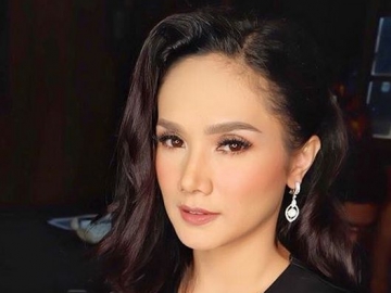 Kena Nyinyir Netter, Mulan Jameela Membela Diri Sudah Pakai Lensa Biru Sejak SMA