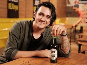 Tulis Soal 'Karma' Pasca Cynthia Ramlan Kecelakaan, Vicky Nitinegoro Diprotes