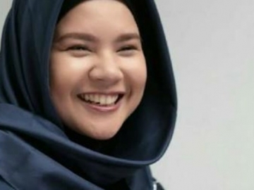 Kini Sudah Berhijab, Penyanyi Tere Juga Berniat Gunakan Cadar?