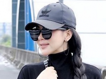 Akui Tak Tahu Ada Larangan Foto di Jalan Tol, Syahrini Akhirnya Minta Maaf