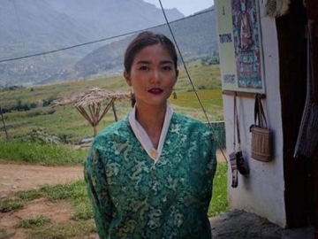 Posting Foto Pasca Melahirkan, Wajah Dominique Diyose Jadi Sorotan