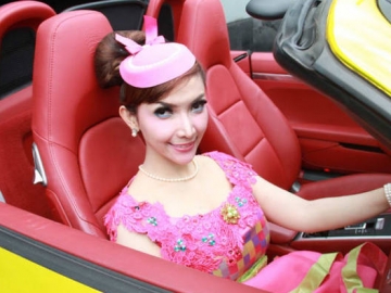 Dikabarkan Bangkrut Hingga Tak Mampu Bayar Pengacara, Keluarga Roro Fitria Buka Suara