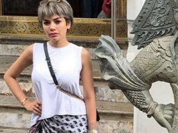 Nikita Mirzani Pakai Baju Seksi Berdada Rendah, Netter: Uratnya Sampek Gitu