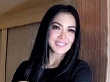 Mangkir Sidang First Travel Demi Liburan ke Luar Negeri, Syahrini Bakal Dipanggil Paksa