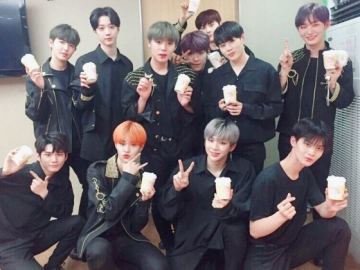 Wanna One Bungkukkan Badan Saat Muncul di Bandara Usai Kontroversi