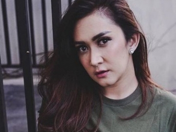  Hotman Paris Tunjukkan 'Lamaran Nafa Urbach', Reaksi Janda Zack Lee Ini Bikin Netter Heboh