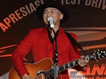 Ngaku Kangen Acara Musik 'Dahsyat' di Postingan Raffi Ahmad, Anji Malah Dituding Nyinyir