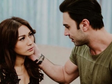 Sempat Berpisah, Tata Janeeta-Mehdi Zati Akhirnya Kembali Nikah Secara Resmi