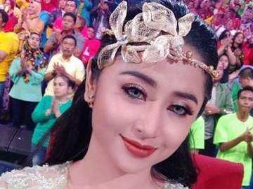 Konflik dengan Petugas Transjakarta Berakhir Damai, Dewi Persik Jadi Duta Keselamatan Lalu Lintas