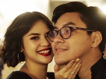 Dikritik Gara-Gara Pamer Kemesraan dengan Suami, Ini Balasan Mytha Lestari