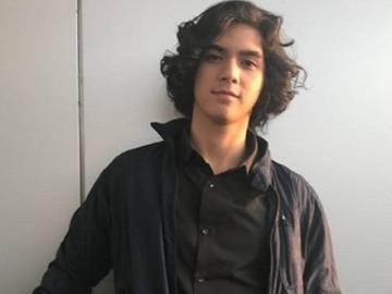 Tunjukkan Kasih Sayang Pada Anak Mulan Jameela, Al Ghazali Bikin Terharu