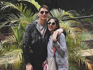 Tuai Kehebohan Gara-Gara Postingan Mesra dengan Daniel Wenas, Mikha Tambayong Beri Klarifikasi