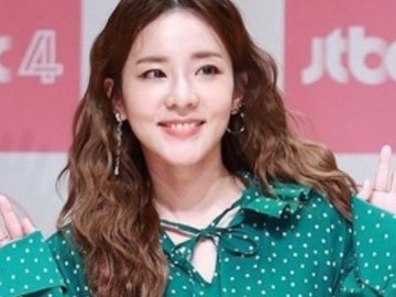 Ditanya Soal Park Bom Saat Konferensi Pers 'Mimi Shop', Begini Reaksi Sandara Park