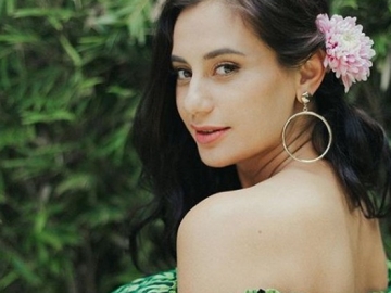 Hampir Jadi Ibu, Begini Uniknya Maternity Shoot Marissa Nasution