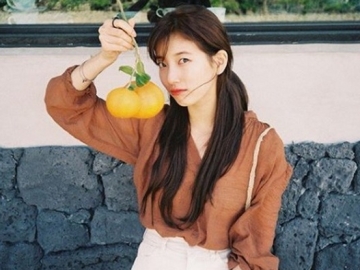 Bak Putri Raja, Cantiknya Suzy Kenakan Dress Anggun dan Mahkota Indah