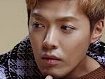 Usai Alami Kecelakaan Beruntun, Kangnam Tenangkan Fans dengan Tulis Pesan Ini 