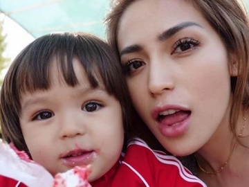 Ditinggal di AS, Kemandirian El Barack Putra Jessica Iskandar Bikin Bangga