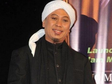 Sebut Yulia Muhammad Teman, Opick Akui Dirinya Ikon Poligami