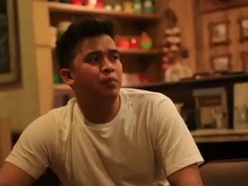 Ngamuk Diejek 'Setengah Perempuan', Billy Syahputra Tantang Kriss Hatta