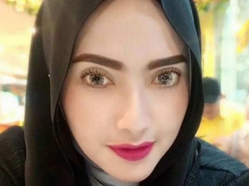 Bikin Geger Unggah Foto Pria, Yulia Muhammad Akui Sudah Satu Tahun Jalin Hubungan