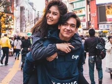 Foto Mesra Adipati Dolken-Vanesha Prescilla Timbulkan Pro & Kontra