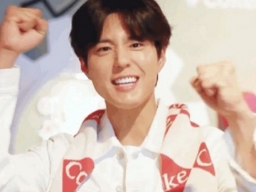 Lewat Coca-Cola, Park Bo Gum Tunjukkan Dukungan Pada Bangtan Boys di Video Ini
