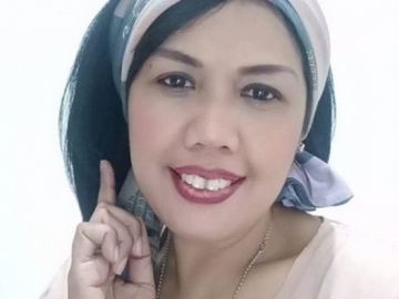 Sering Dihina, Potret Wajah Ely Sugigi Setelah Diedit Ini Bikin Pangling