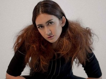 Fotonya Saat Dipeluk Pria Sempat Tersebar, Begini Tanggapan Nafa Urbach