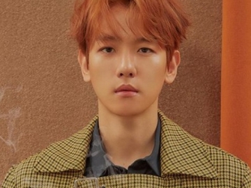 Sapa Fans Lewat Foto Ganteng Ini, Mata Baekhyun EXO Jadi Sorotan