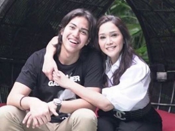 Lewati Ramadhan di London, Begini Perjuangan El Rumi Puasa 18 Jam