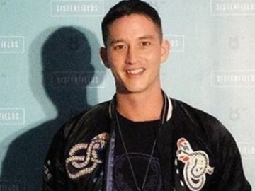 Ketemu Fans, Aksi Mike Lewis Ini Bikin Netter 'Ngarep'