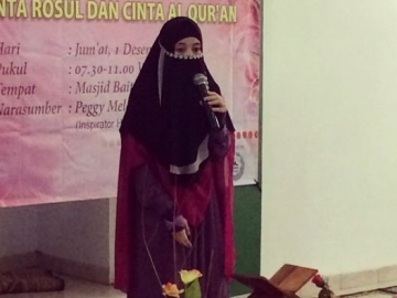  Berhijrah, Begini Perjuangan Peggy Melati Sukma Lepaskan Kesenangan Duniawi