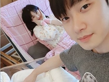 Diunggah Choi Jong Hoon, Bayi Minhwan Buat Fans Gemas Hingga Disebut Mirip Sang Ayah